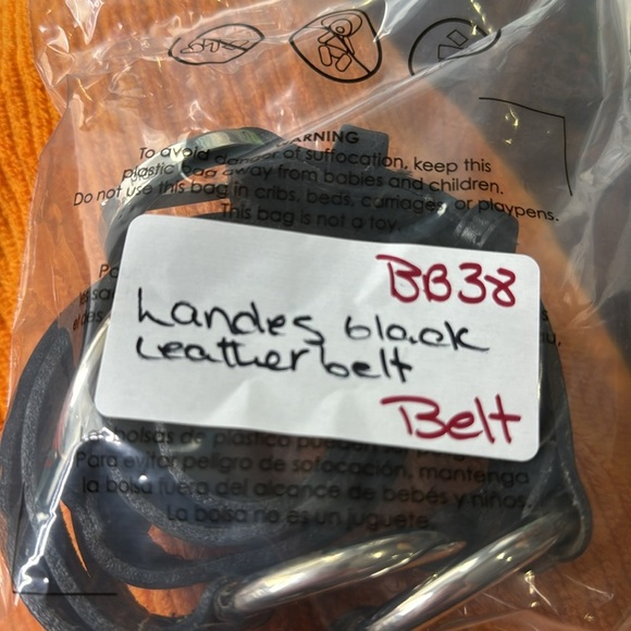 Landes Black Leather Belt - Italian Leather Canadian made - Picture 7 of 8